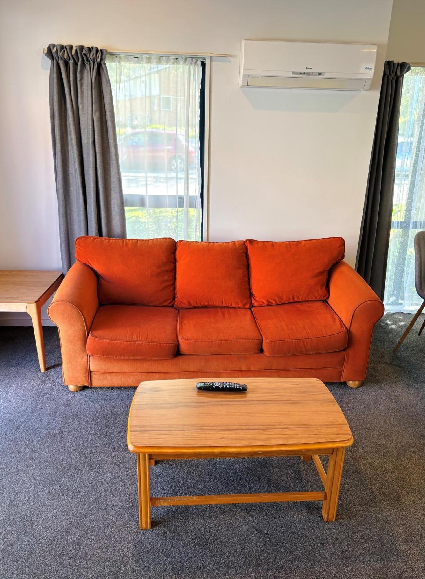 Bush Inn Court Motel Christchurch Bagian luar foto