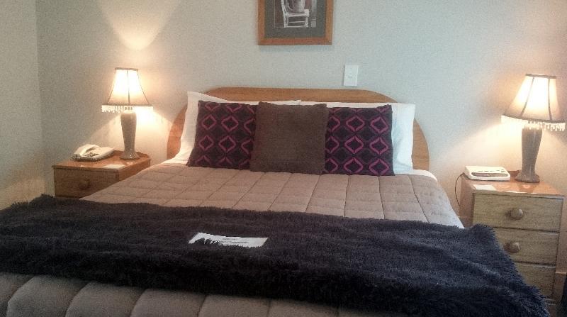 Bush Inn Court Motel Christchurch Bagian luar foto