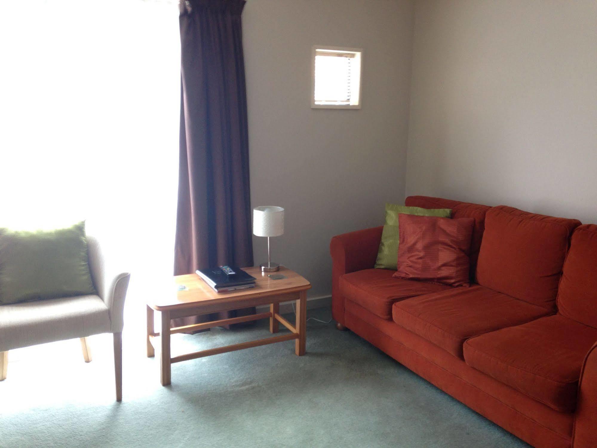 Bush Inn Court Motel Christchurch Bagian luar foto